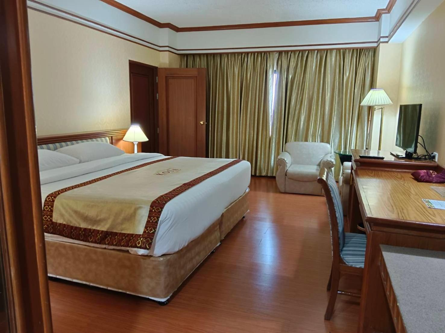 Kosa Hotel 4*
