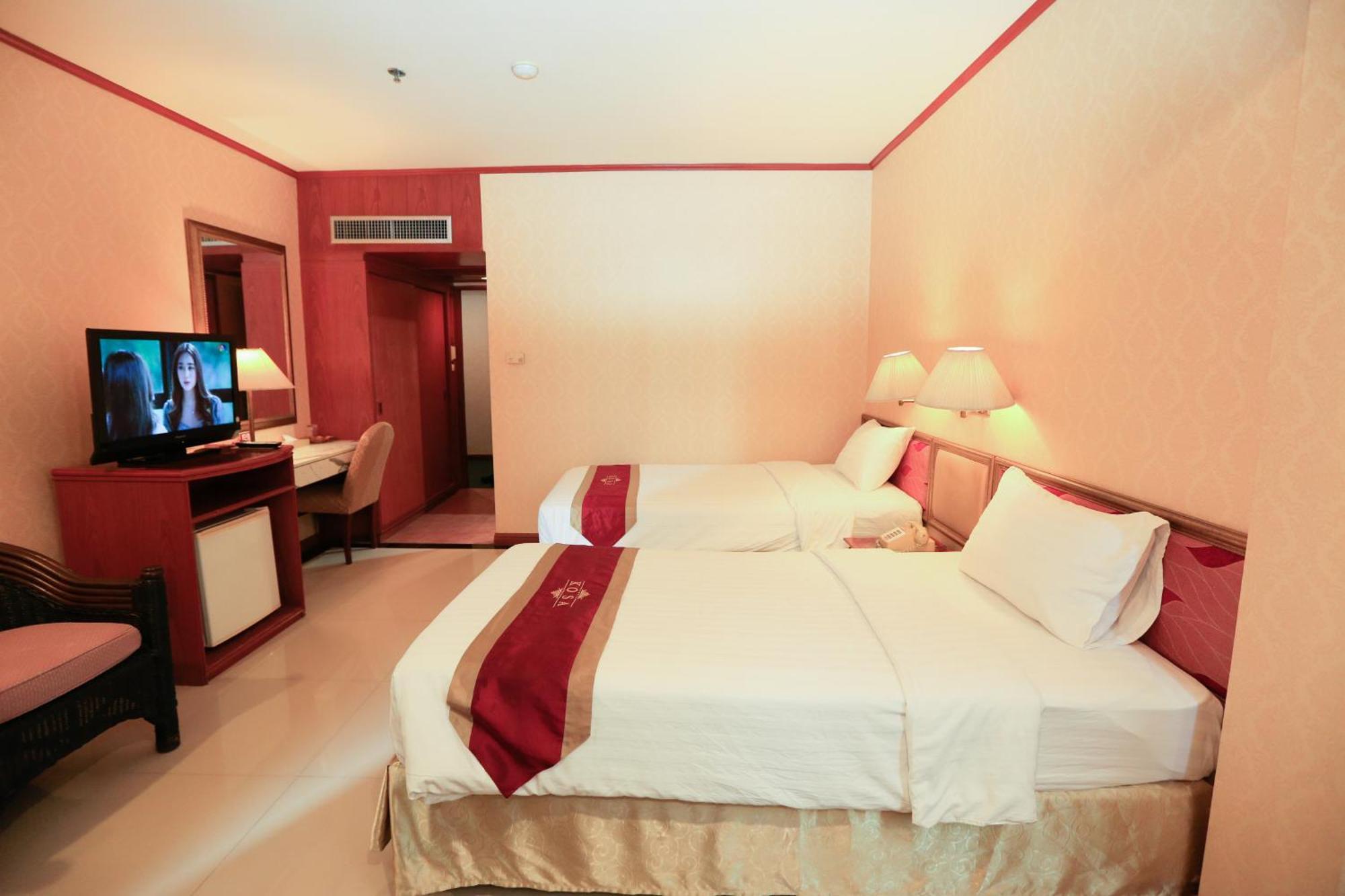 Kosa Hotel 4*
